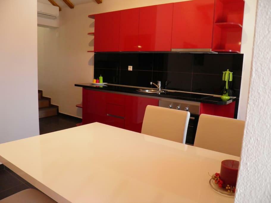 Donje Celo Romantic Apartment מראה חיצוני תמונה