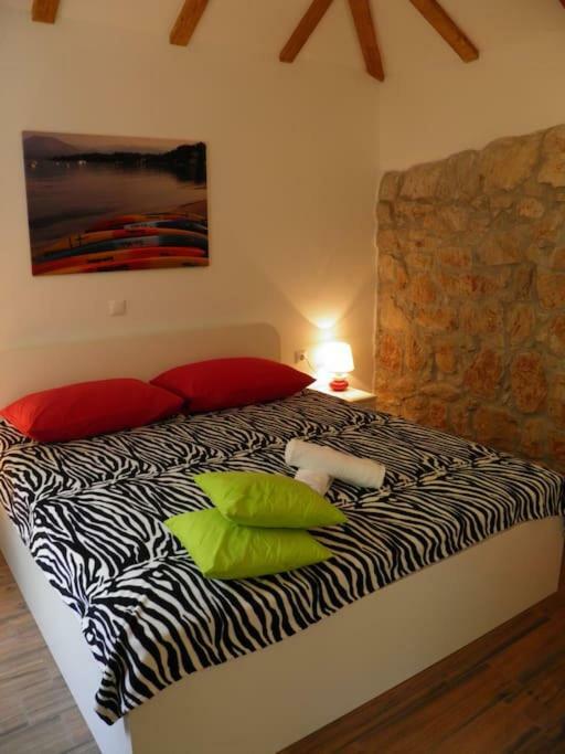 Donje Celo Romantic Apartment מראה חיצוני תמונה