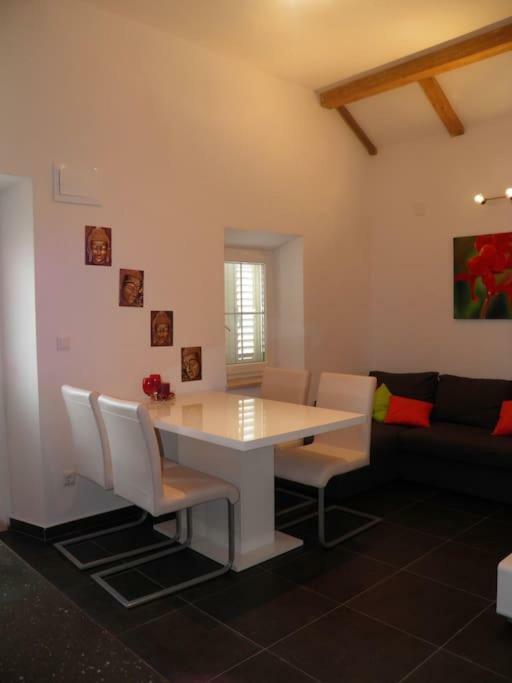 Donje Celo Romantic Apartment מראה חיצוני תמונה